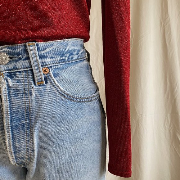 Red sparkly turtleneck - Picture 4 of 5